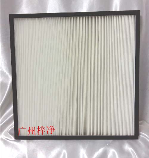 板式中效過濾器設(shè)計(jì)特點(diǎn)：風(fēng)量大、阻力小、結(jié)構(gòu)堅(jiān)固、可重復(fù)清潔使用。