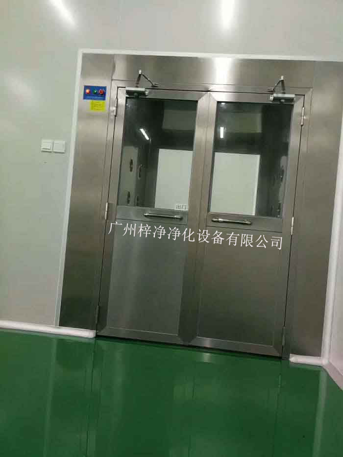 風淋室施工及驗收的規(guī)范性直接關系到潔凈室的使用效果和設備的正常運行